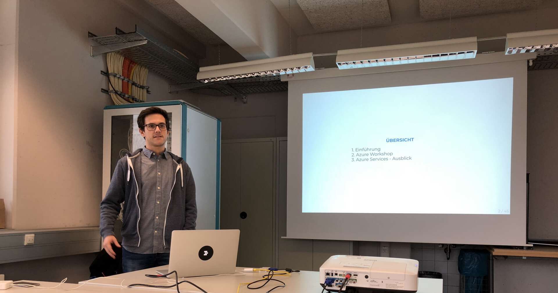 Jonas presents the Azure Cloud
